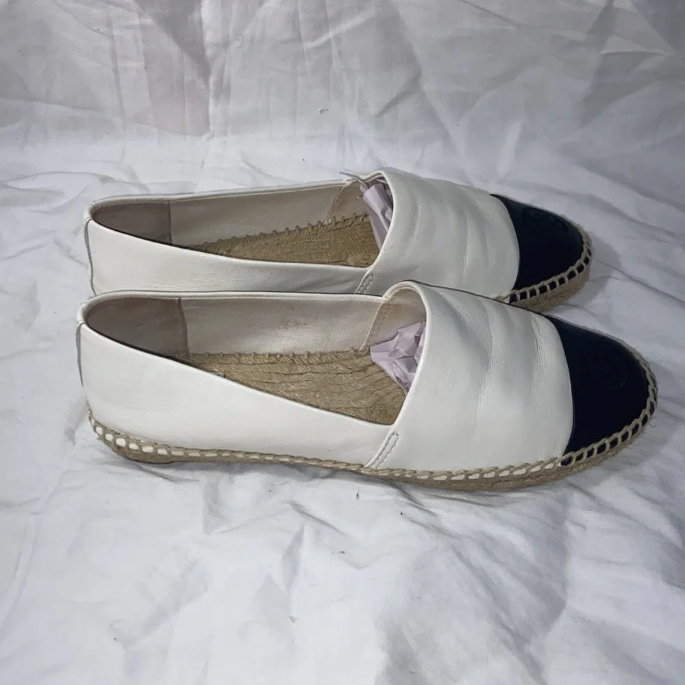Like new Tory Burch White and Black Cap Toe Colorblock Espadrilles Flats